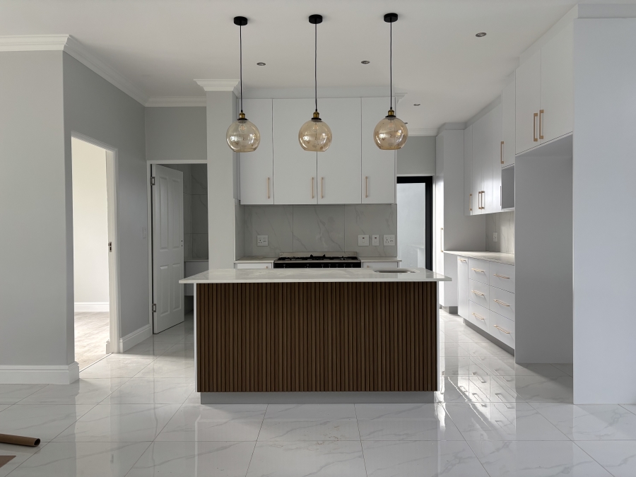 3 Bedroom Property for Sale in Sandown Western Cape